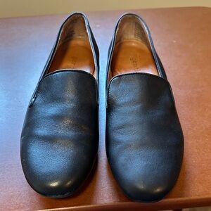 Kenneth Cole Eugene Women’s Black Slip-On Loafers size 8M